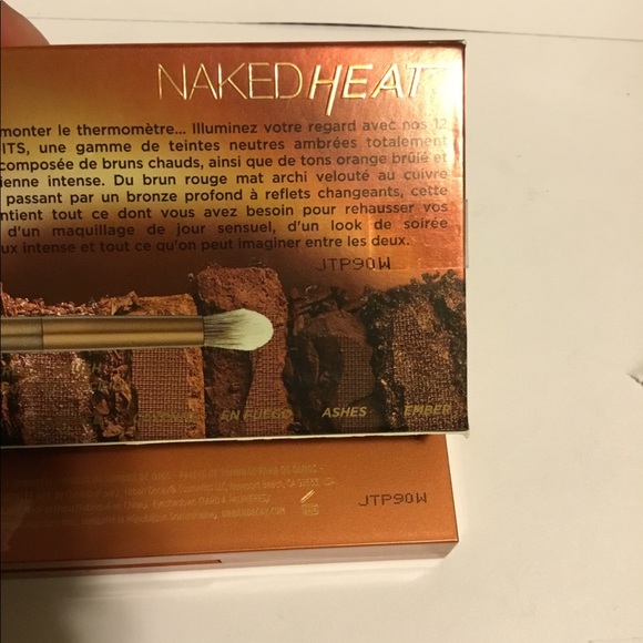 Eyeshadow palette - Picture 4 of 8